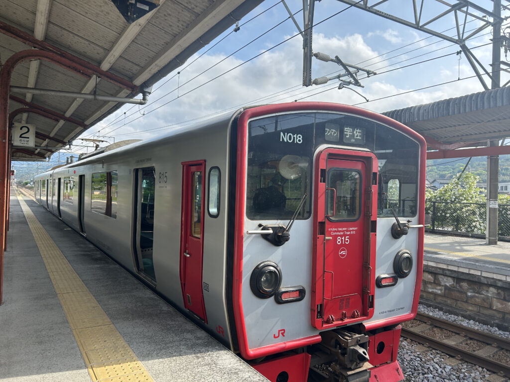JR日豊本線宇佐駅　電車　ワンマン